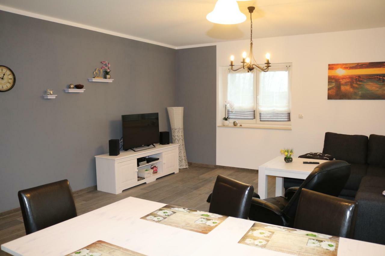 Ferienhaus Bastorf Екстериор снимка